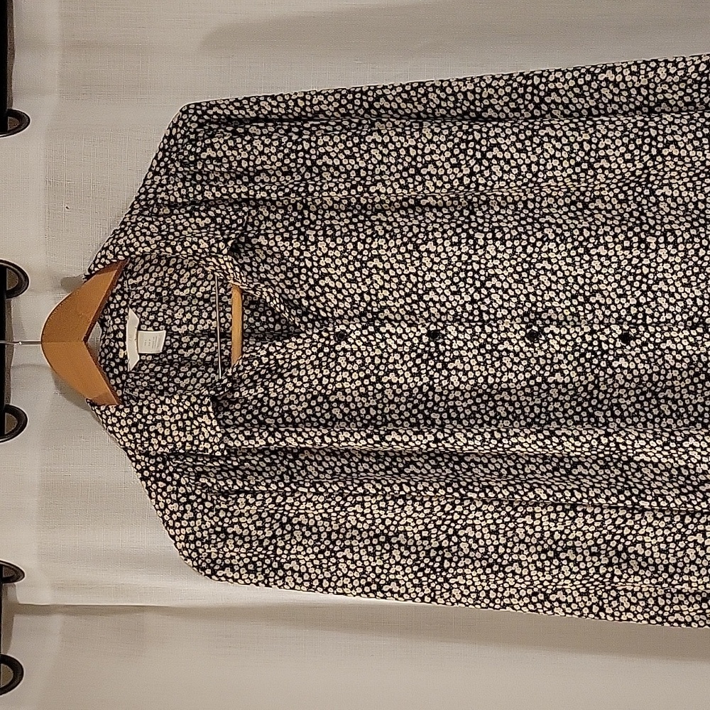 H&M black tiny floral pattern blouse